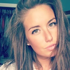 Meet your Posher, Chelsey